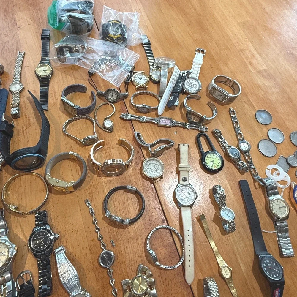 Mixed Estate Watch Lot 40+ Pieces Geneva Sharp Timex Digital Analog Repair Parts